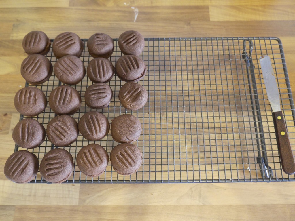 Chocolate Melting Moments aka YoYo Biscuits Oat Milk & Cookies
