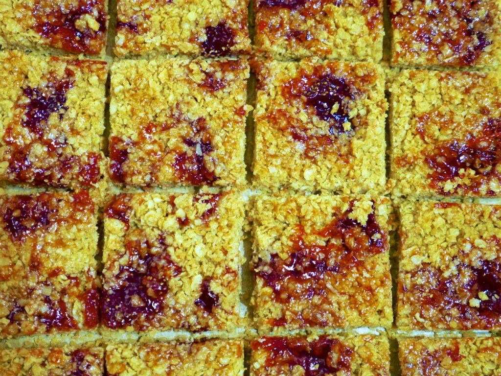 Peanut Butter & Jam Flapjacks Oat Milk & Cookies