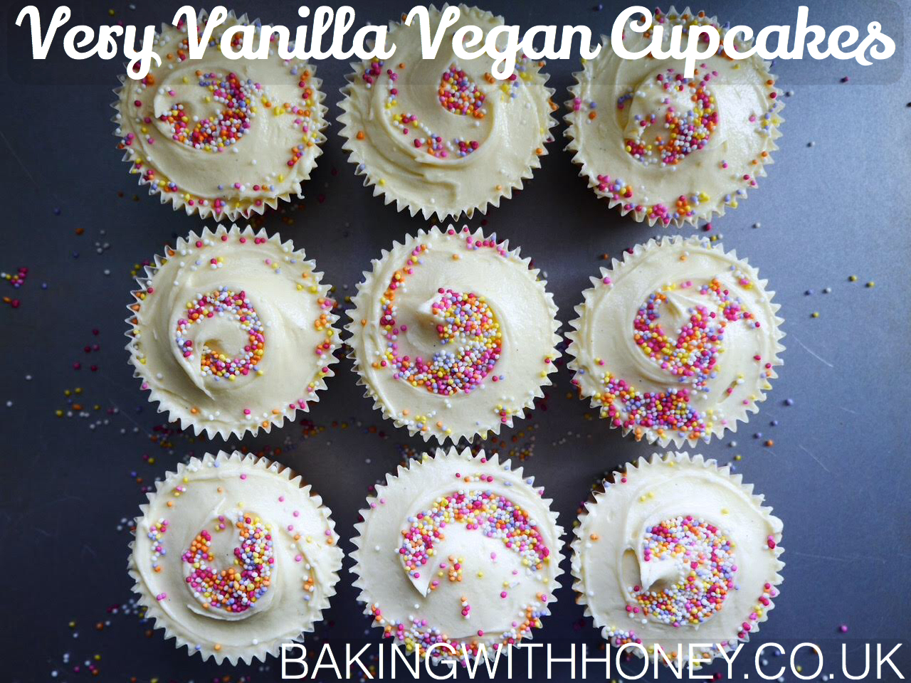 iets kussen Vervormen Very Vanilla Vegan Cupcakes - Oat Milk & Cookies