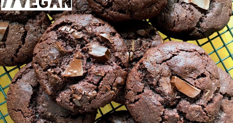 Double Chocolate Cookies // Vegan