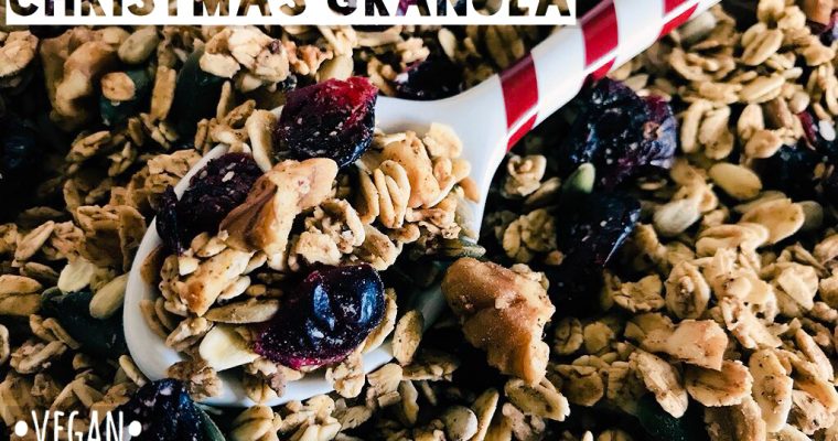 Speculaas-Spiced Christmas Granola (Oil Free)