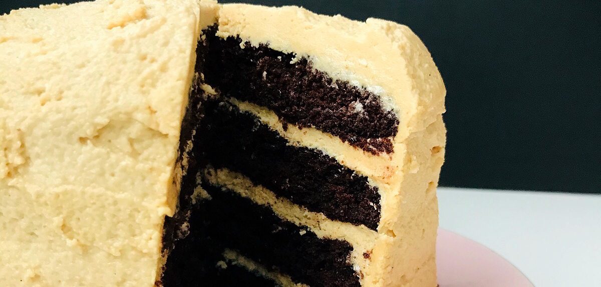 Veganising Nigella: Chocolate Peanut Butter Cake