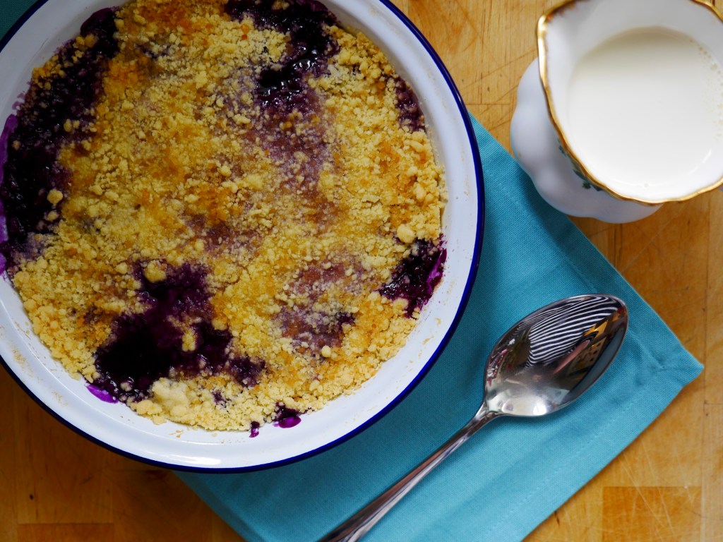 Peach & Blueberry Shortbread&nbsp;Crumble