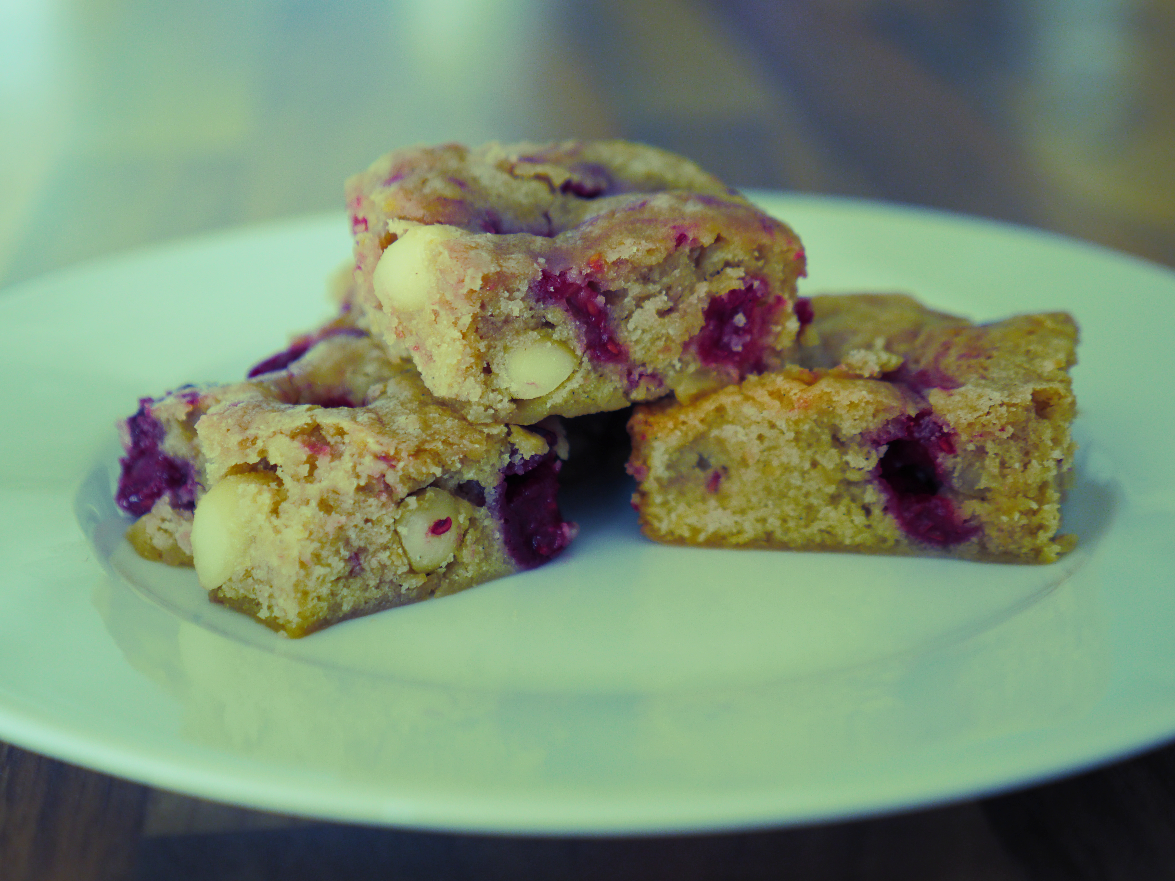 Raspberry & Macadamia Blondies