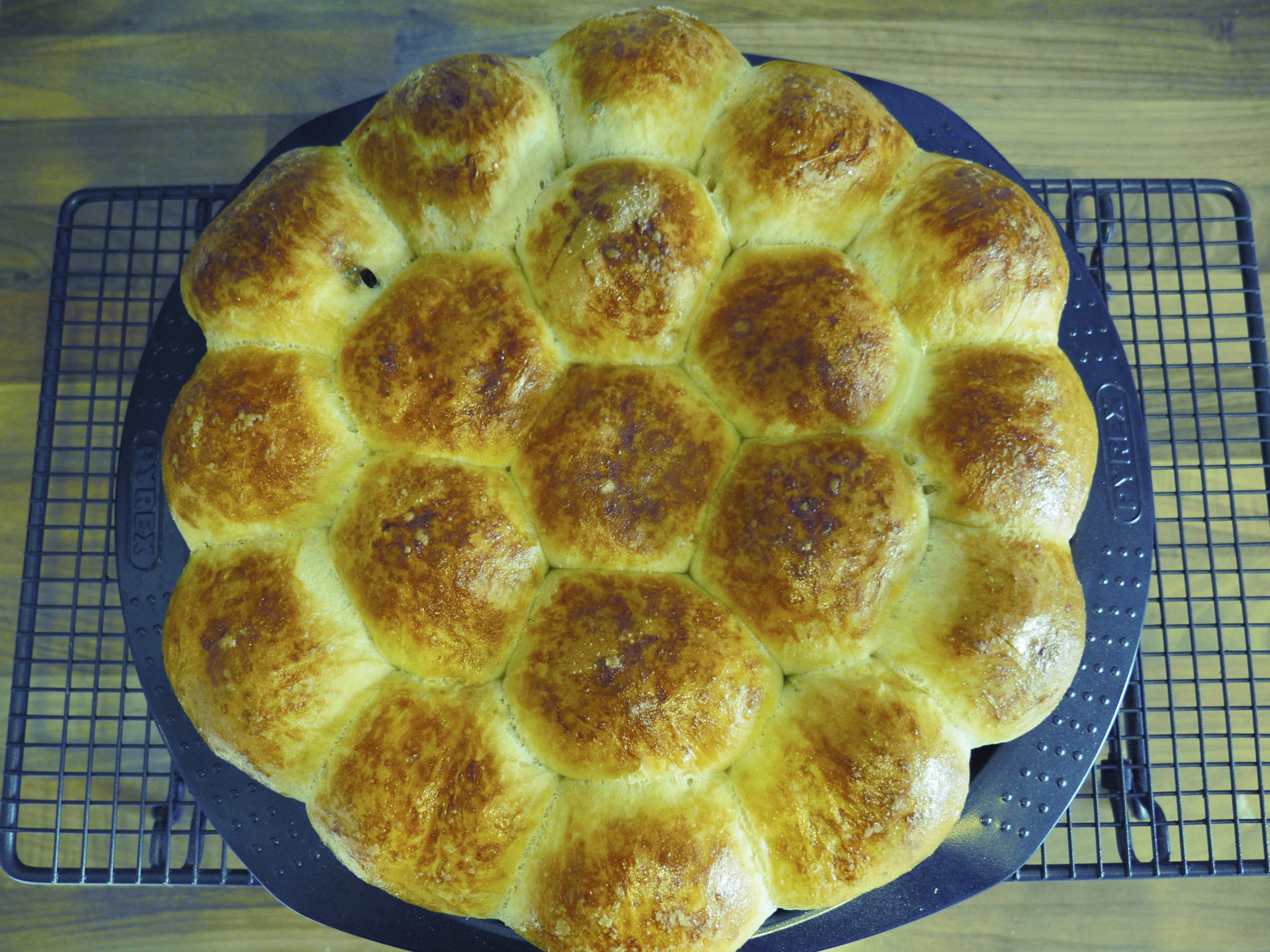 Sweet Tear & Share Bread (Nutella version)